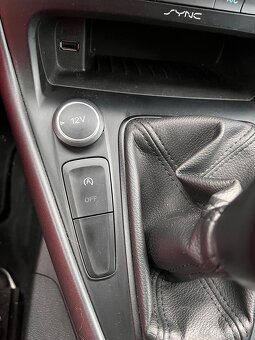 Ford Focus Kombi 1.0 EcoBoost - 12
