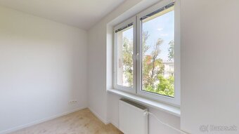 Dokonalý 3 izbový byt s balkónom - Herlianská - 12