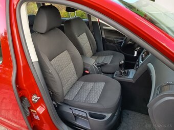 Škoda Octavia 2,0 TDi COMBI - 12