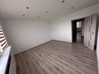 PREDAJ - 2-IZBOVÝ BYT - 49 m2, Rozkvet - Považská Bystrica - 12