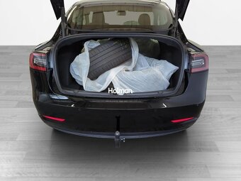 Tesla model 3 - 12