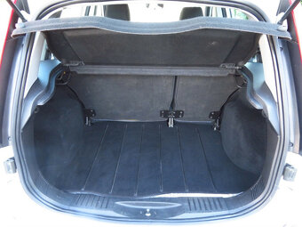 Ford Fusion - 12