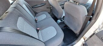 Škoda Fabia Combi 1.4 Style - 12