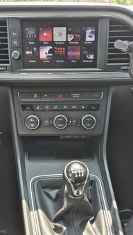 Seat Leon 1,2TSI 81kW M6 Style 4/2017 - 12