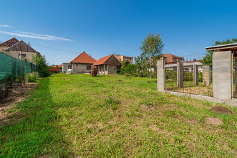 Na predaj zrekonštruovaný rodinný dom v Pate - 12