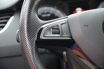 Škoda Octavia Combi 2,0 TDi Style 135KW AT7 - 12