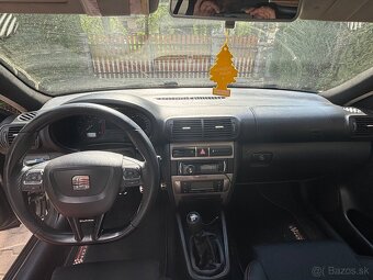 Predám Seat Leon Cupra 1.8T 132kW + úprava na 220ps - 12