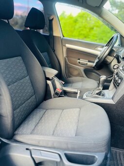 Škoda Octavia 2 2.0 TDI - 12