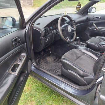 Predám volkswagen passat 5.5 - 12