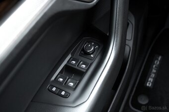 Volkswagen Touareg 3.0 V6 TDI Elegance 4Motion Tiptronic - 12