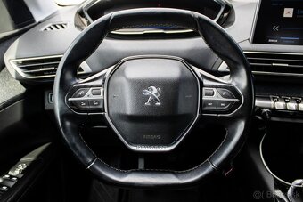 Peugeot 3008 1.2 PureTech 96kW (2017) - 12