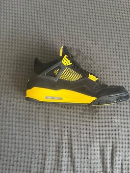 Nike Air Jordan 4 Yellow Thunder - 12