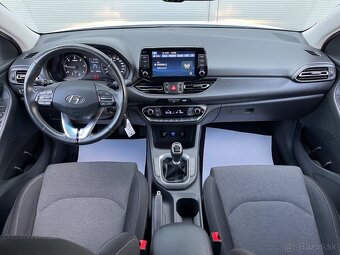 Hyundai i30 CW 1.6 CRDi Family - 12