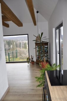 3i dom s krásnou panorámou v Hollóháza, Maďarsko - 12