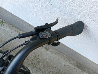 Predám elektro bicykel Merida Espresso City 500  28" - 12