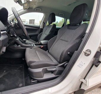 ŠKODA KAROQ 1.6 TDI STYLE DSG - 12
