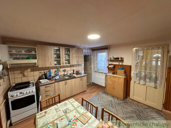 Predaj dlhého vidieckeho domu v Andovciach – pokojná lokal - 12