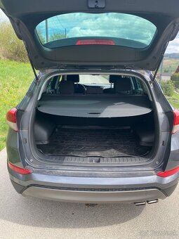 Hyundai Tucson 2.0 CRDi 100kw. 4x4 r.v. 2016 - 12