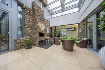 Exkluzívna VILA s panoramatickým výhľadom v Svätom Jure- 5 - 12