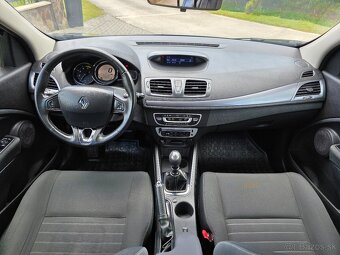 Renault Megane Grandtour 1.5,kúpené na SK - 12