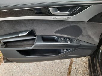 PREDÁM AUDI A8 LONG V8 QUATTRO 385PS R.V.12/2024 - 12