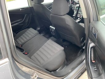 Predám VW Passat b6 2.0 TDi - 12