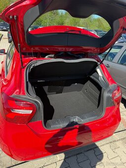 Mercedes-Benz A trieda - 12