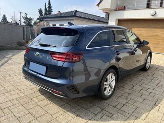 Kia Ceed SW , Gold + LED + Navi Pack , záruka, nebúrané - 12