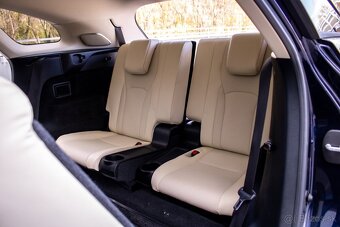 Lexus RX450h L Luxury AWD 7miestne - 12