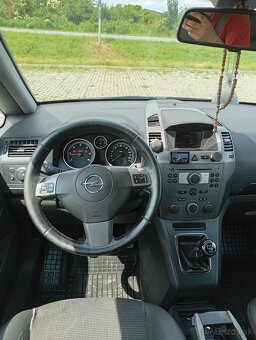 Predám Opel Zafira 1.9cdti - 12