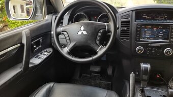 MITSUBISHI PAJERO IV 3,2DI-D 4x4 - 12