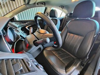 Opel Insignia 2.0 CDTI 160k Cosmo - 12
