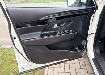 SsangYong Korando 1.5 T-GDI 4x4 A/T STYLE PLUS benzín - 12