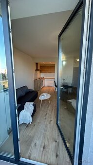 Prenájom 2i bytu na sídlisku West s vlastným parkovaním - 12