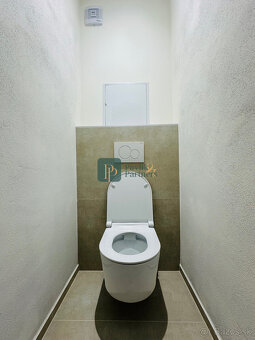 Prenájom krásny 2 izbový byt, kompletne zariadený, centrum m - 12