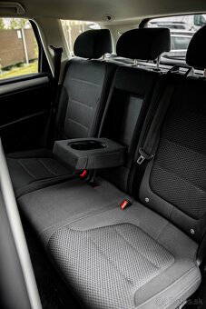 VW TOUAREG 3.0 TDI 193 kW FACELIFT SK ŠPZ Terrain Tech Paket - 12