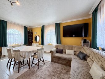 MAĎARSKO FORRÓ - SUPER 5 IZBOVÝ RD SO ZÁHRADOU - 12