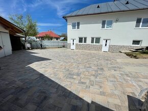 Pokládka zámkovej dlažby - 12