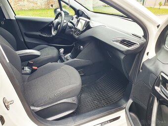 Peugeot 208 1.2 PureTech Style - 12