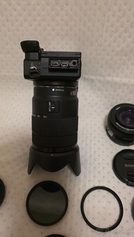 SONY A 6400 + OBJEKTÍVY  SONY 18-135 a  16-50 OSS - 12