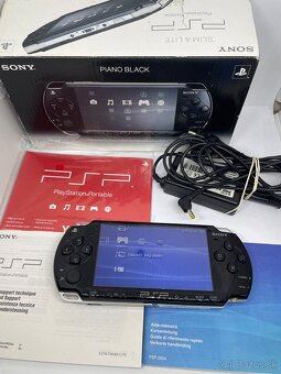 Sony PSP 2004 (displej ma poškodenie) - 12