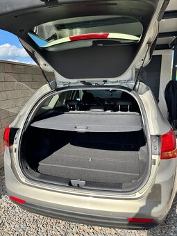 Kia Ceed kombi 1.4 benzin 6 rýchlostný - 12