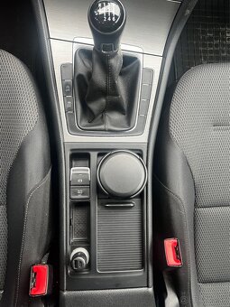 Volkswagen Golf Variant 7. generácie - 12