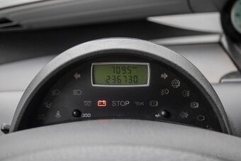 Peugeot 807 2.2 HDI ST - 12