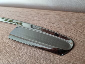 DEKOR RS OKOLO DISPLEJA AUDI A6 S7 S7 A7 4G - 12