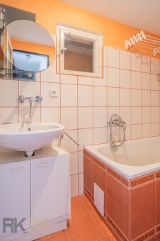 Rezervované:Príjemný rodinný dom a pozemok vo Veľkej Lomnici - 12