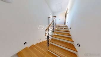 Na predaj krásny, moderný rodinný dom s bazénom vo Vrakuni - 12