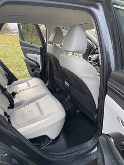 Hyundai Tucson 1.6 T-GDi HEV Premium Pack, 4×4 - 12