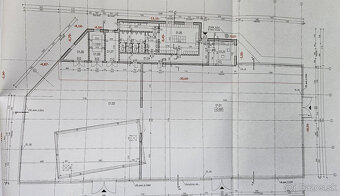 Ponúkame na prenájom výrobnú halu o rozlohe 941 m2, nachádza - 12