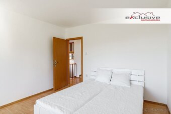 5 IZ.ROD.DOM - ZOBOR, NITRA, 667 M2 POZEMOK-POKOJNÁ LOKALITA - 12